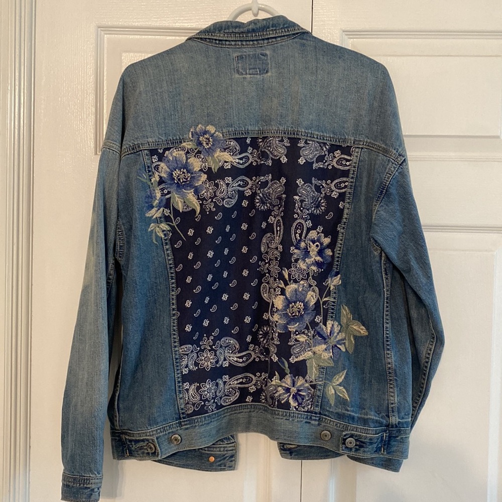 Large Fitting Patchwork Denim Jacket - image 2